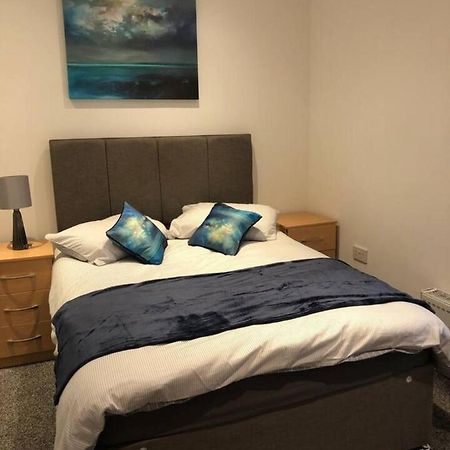 ליברפול Lovely 4-Bed House In Anfield All En-Suite מראה חיצוני תמונה