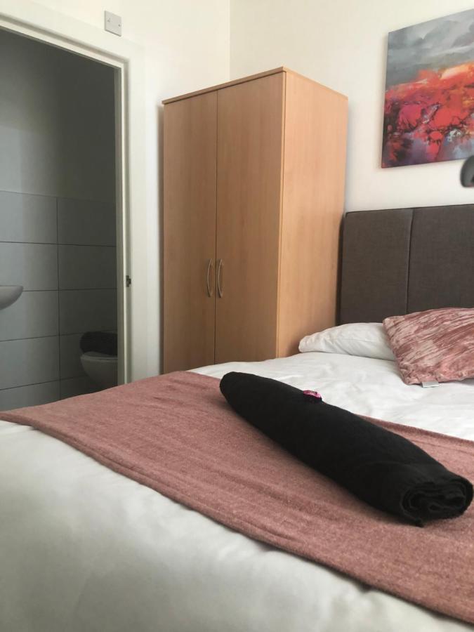 ליברפול Lovely 4-Bed House In Anfield All En-Suite מראה חיצוני תמונה